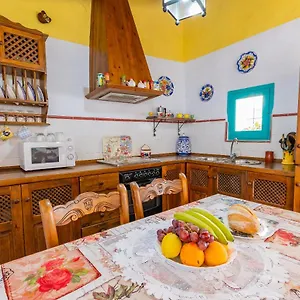 Casa Rosa, Con Encanto Y Piscinas Privadas Frigiliana