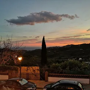  Apartment Bancales